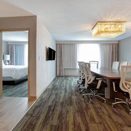 The Landing Hotel & Conference Centre St. Paul Extérieur photo